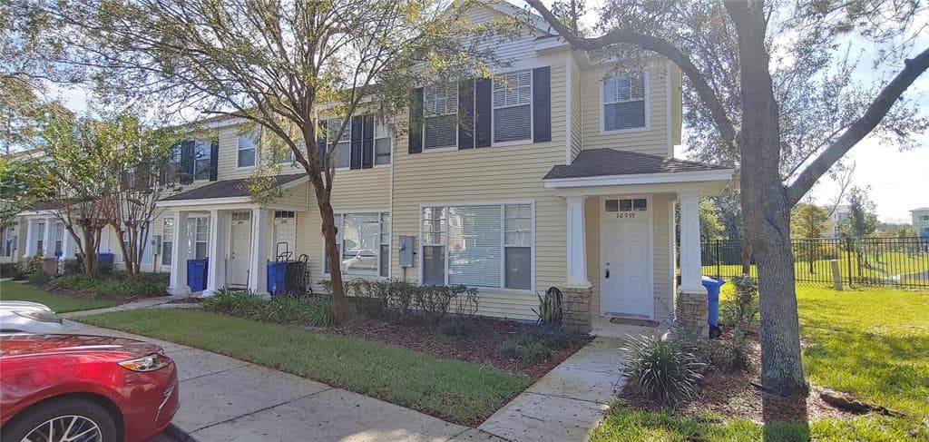 10939 BLACK SWAN COURT SEFFNER, FL 33584