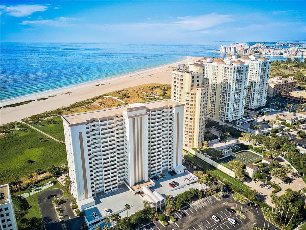 1230 GULF BOULEVARD UNIT 401 CLEARWATER, FL 33767