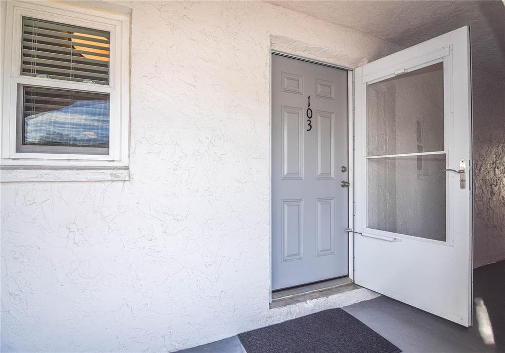 10800 US HIGHWAY 19 N UNIT 103 PINELLAS PARK, FL 33782