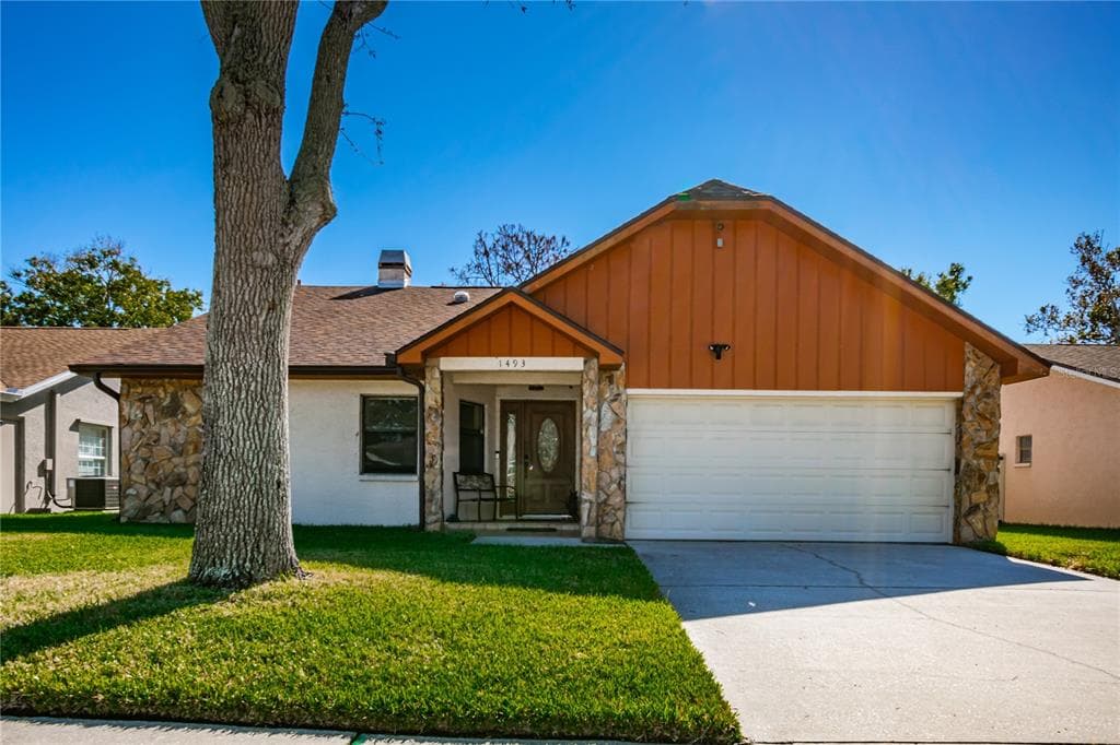 1493 COASTAL PLACE DUNEDIN, FL 34698