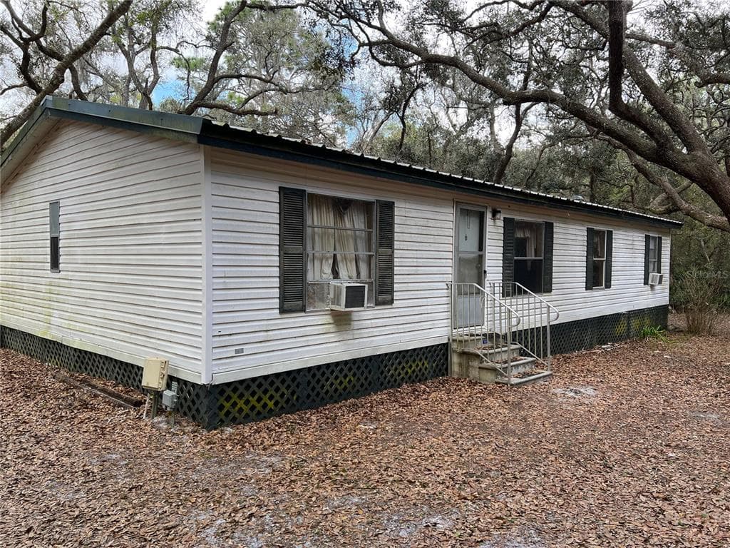 17557 LAURA LEE DRIVE SPRING HILL, FL 34610