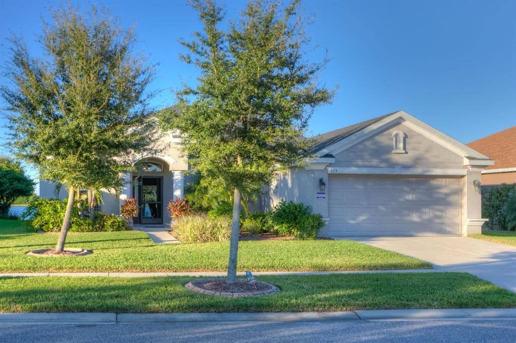 823 SEMINOLE SKY DRIVE RUSKIN, FL 33570
