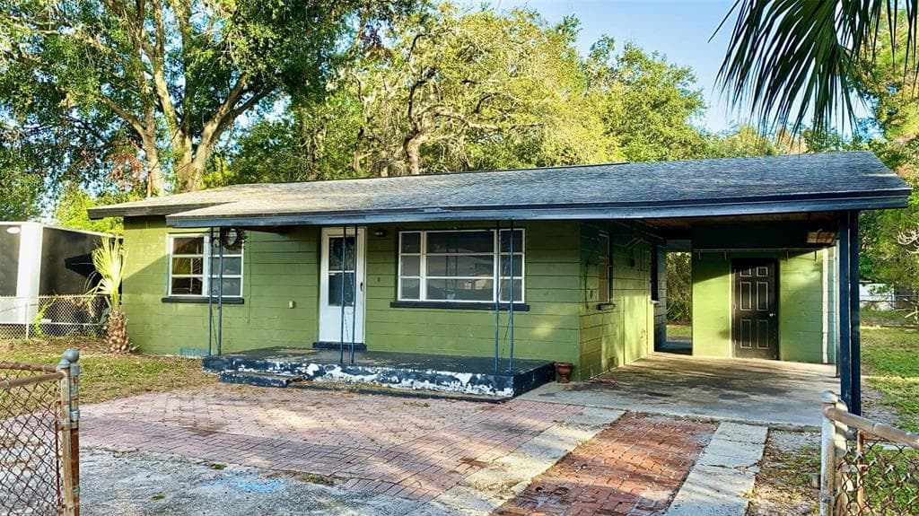 3815 W ELMWOOD TERRACE TAMPA, FL 33616
