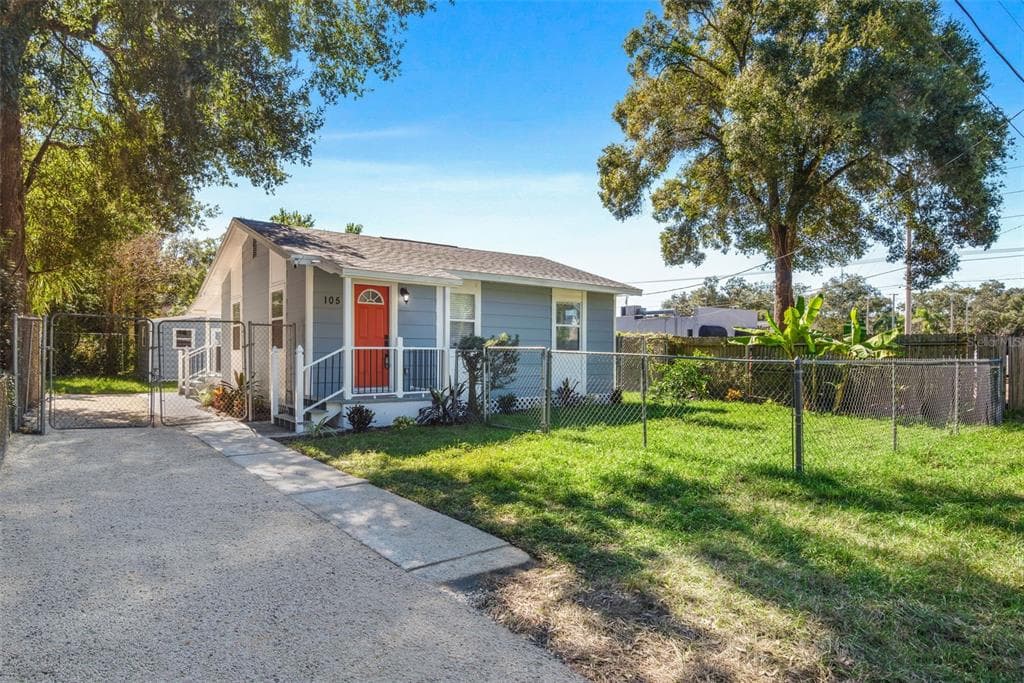 105 E 131ST AVENUE TAMPA, FL 33612