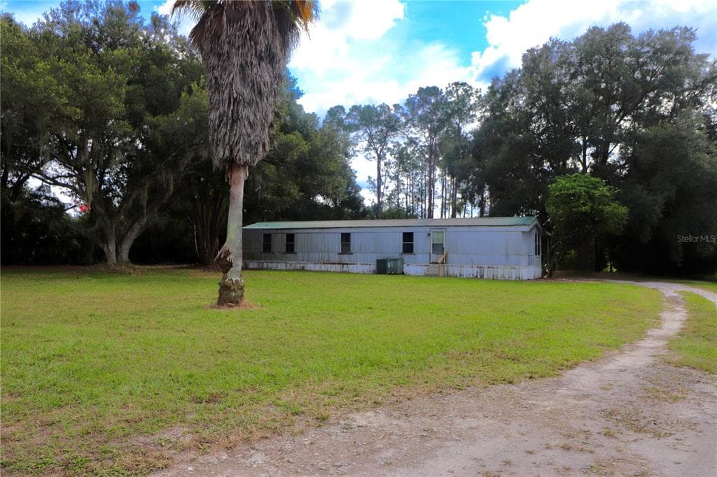 33546 BRISK DRIVE WESLEY CHAPEL, FL 33543