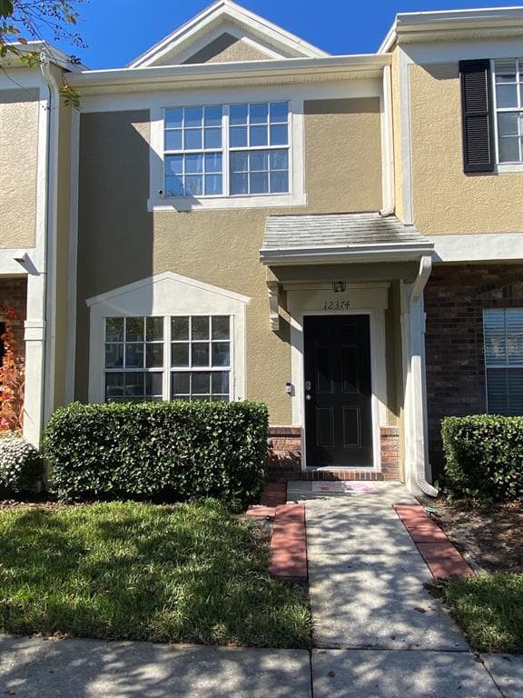 12374 BERKELEY SQUARE DRIVE TAMPA, FL 33626