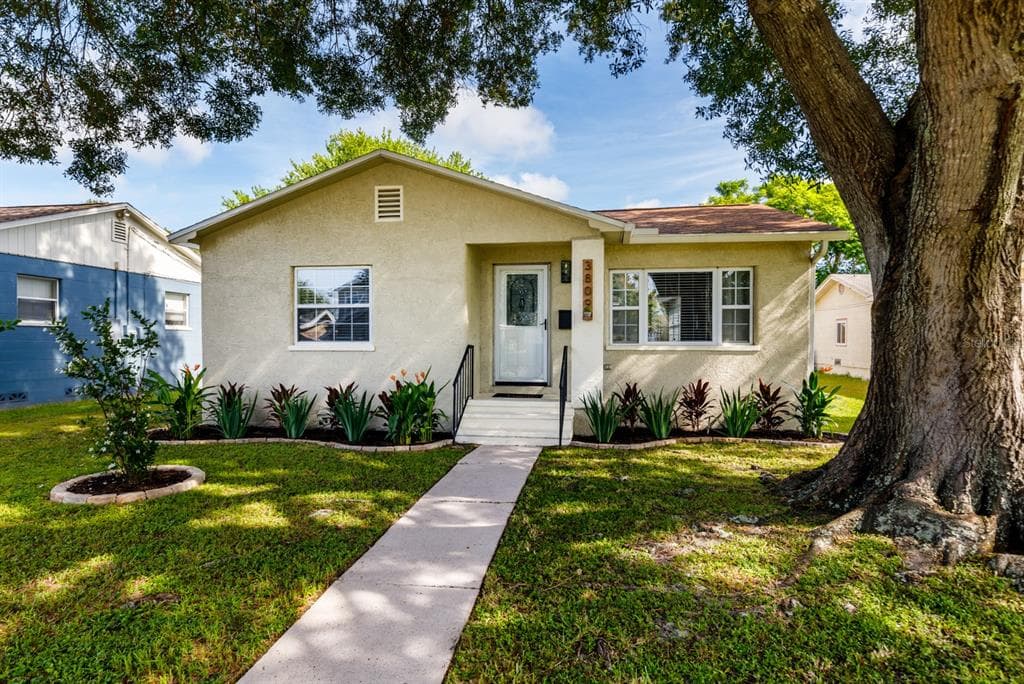 3809 3RD AVENUE N ST PETERSBURG, FL 33713