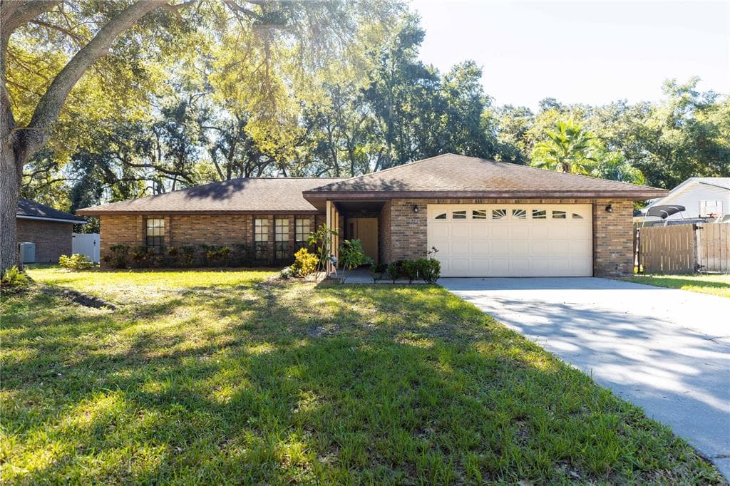 5342 HOUSTON DRIVE LAKELAND, FL 33809