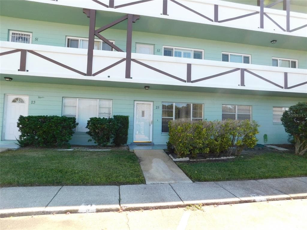 2043 DENMARK STREET UNIT 25 CLEARWATER, FL 33763