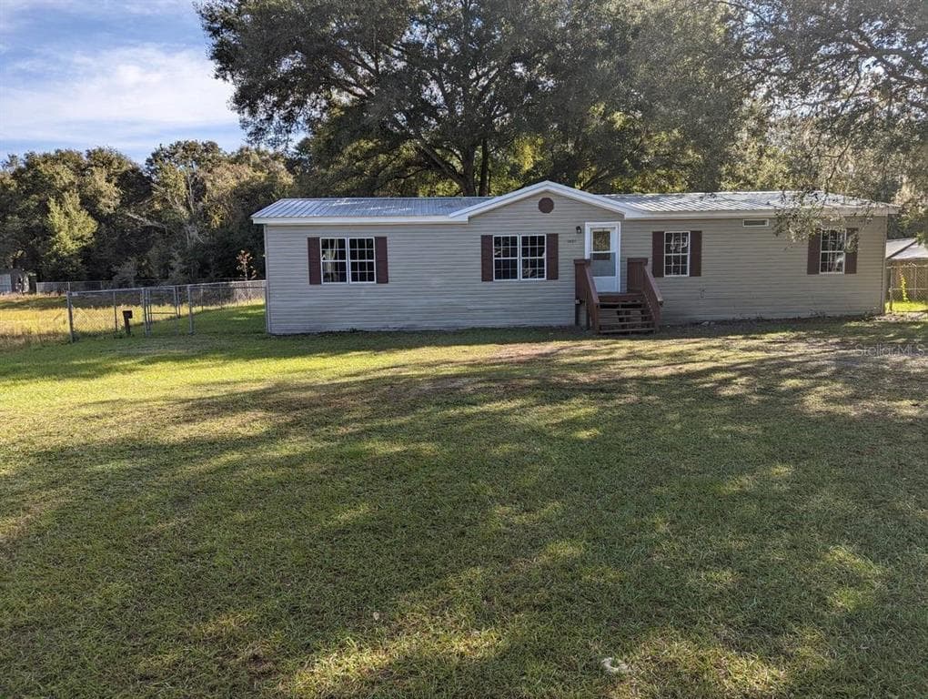 7406 TIMBER CREST LANE ZEPHYRHILLS, FL 33540