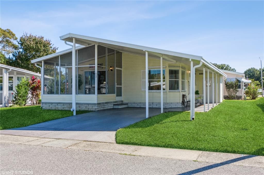 117 DOLPHIN DRIVE S OLDSMAR, FL 34677