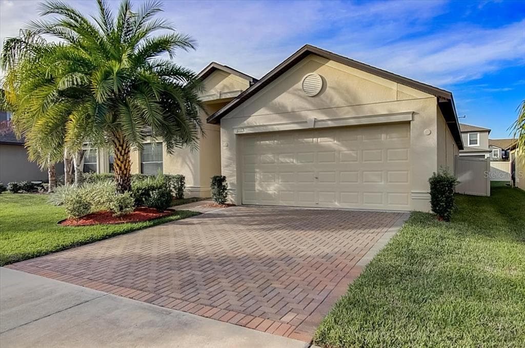 10113 COUNT FLEET DRIVE RUSKIN, FL 33573