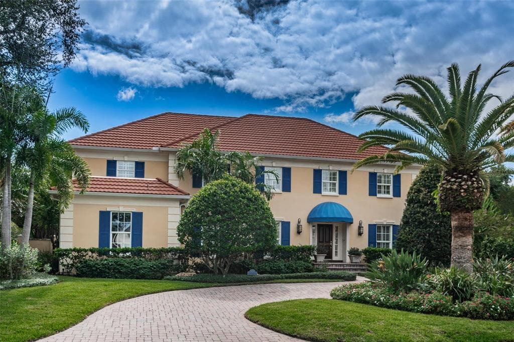 4920 NEW PROVIDENCE AVENUE TAMPA, FL 33629