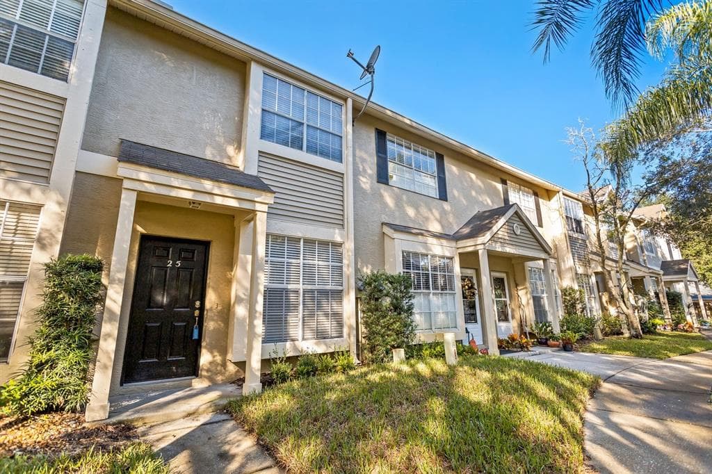 2821 THAXTON DRIVE UNIT 25