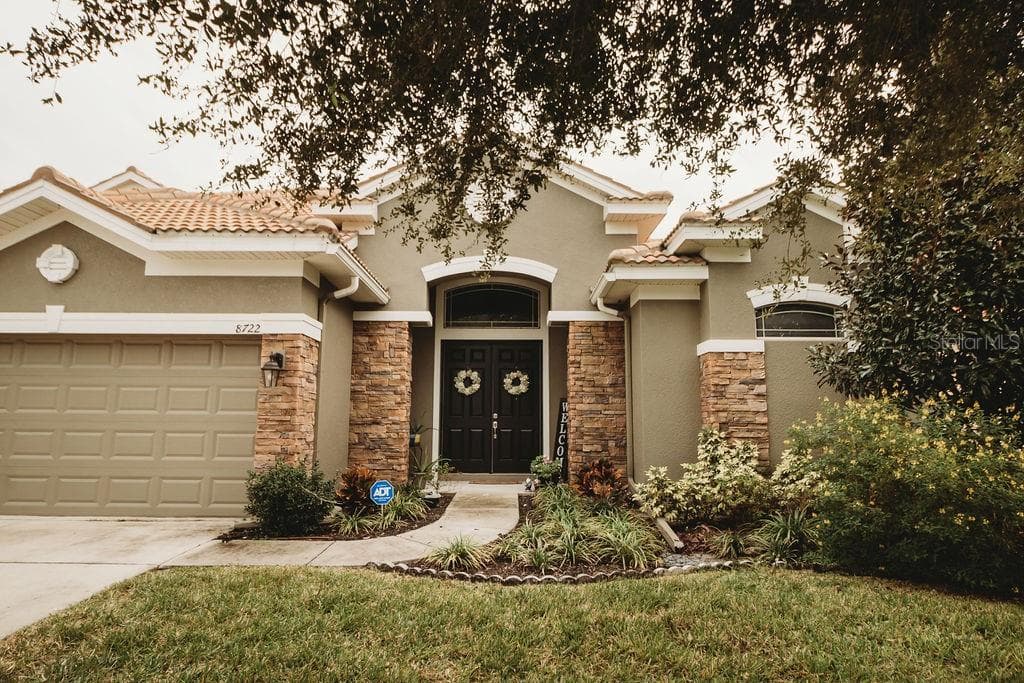 8722 NEW ALEXANDRIA LOOP NEW PORT RICHEY, FL 34654