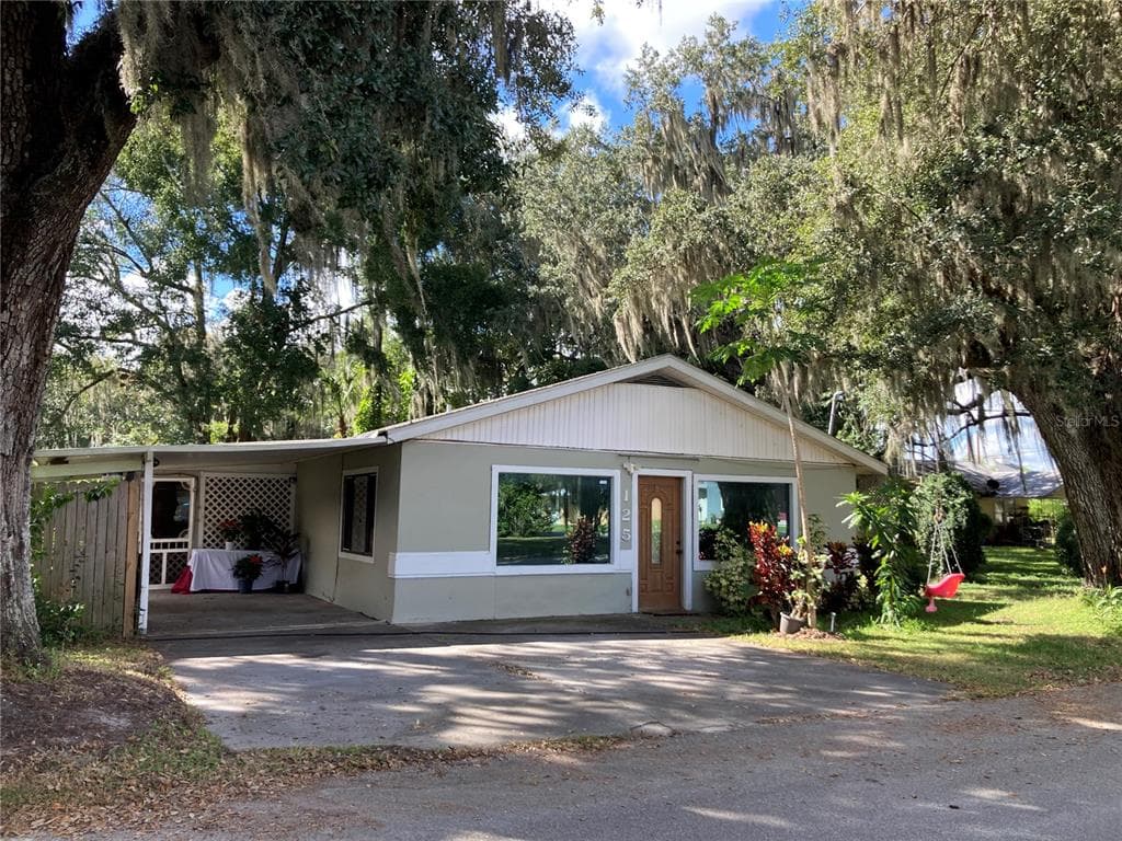 125 2ND STREET NW FORT MEADE, FL 33841