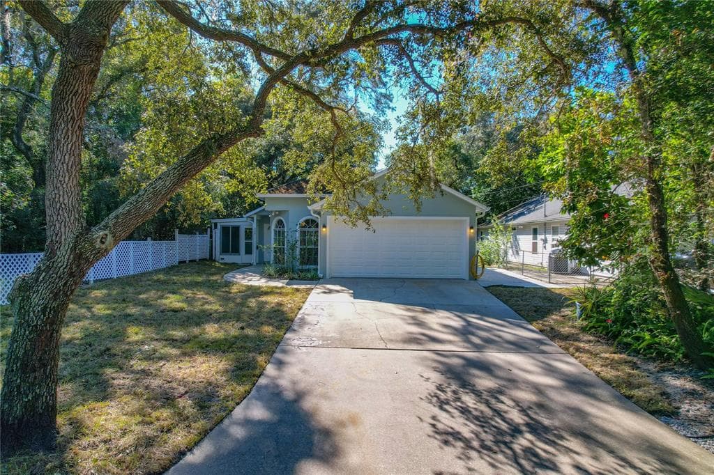 366 HIGHLAND ROAD TARPON SPRINGS, FL 34689