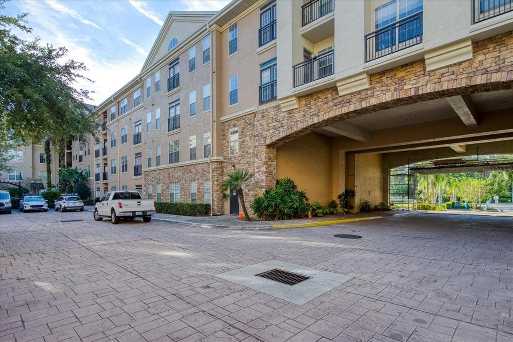 4221 W SPRUCE STREET UNIT 2219 TAMPA, FL 33607
