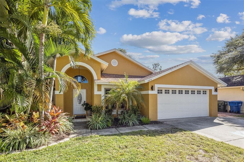 1975 SAPPHIRE LANE CLEARWATER, FL 33760