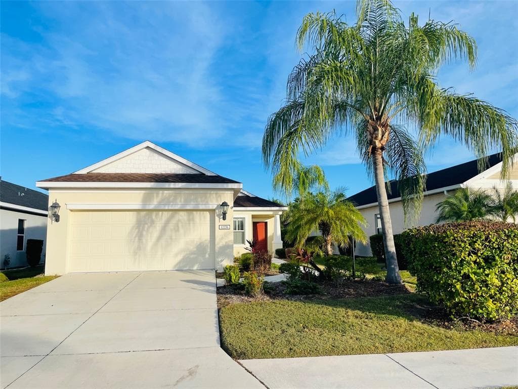 12276 LONGVIEW LAKE CIRCLE BRADENTON, FL 34211