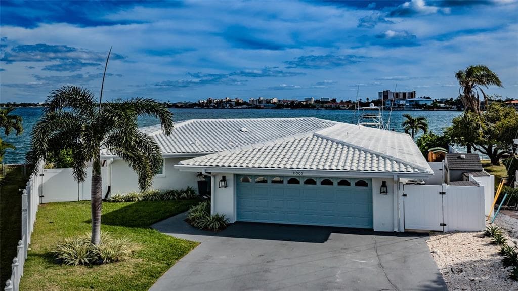 11005 5TH STREET E TREASURE ISLAND, FL 33706