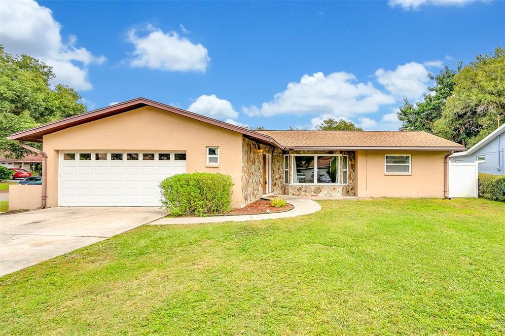 4381 55TH WAY N KENNETH CITY, FL 33709