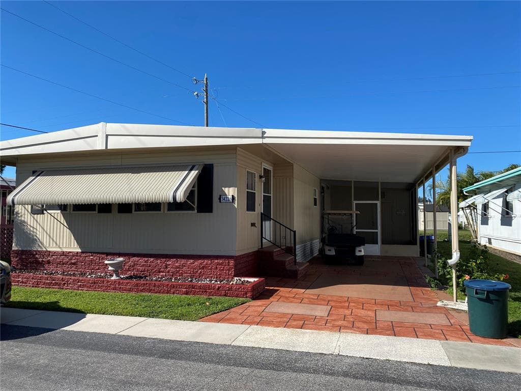 34226 CANAL DRIVE N PINELLAS PARK, FL 33781