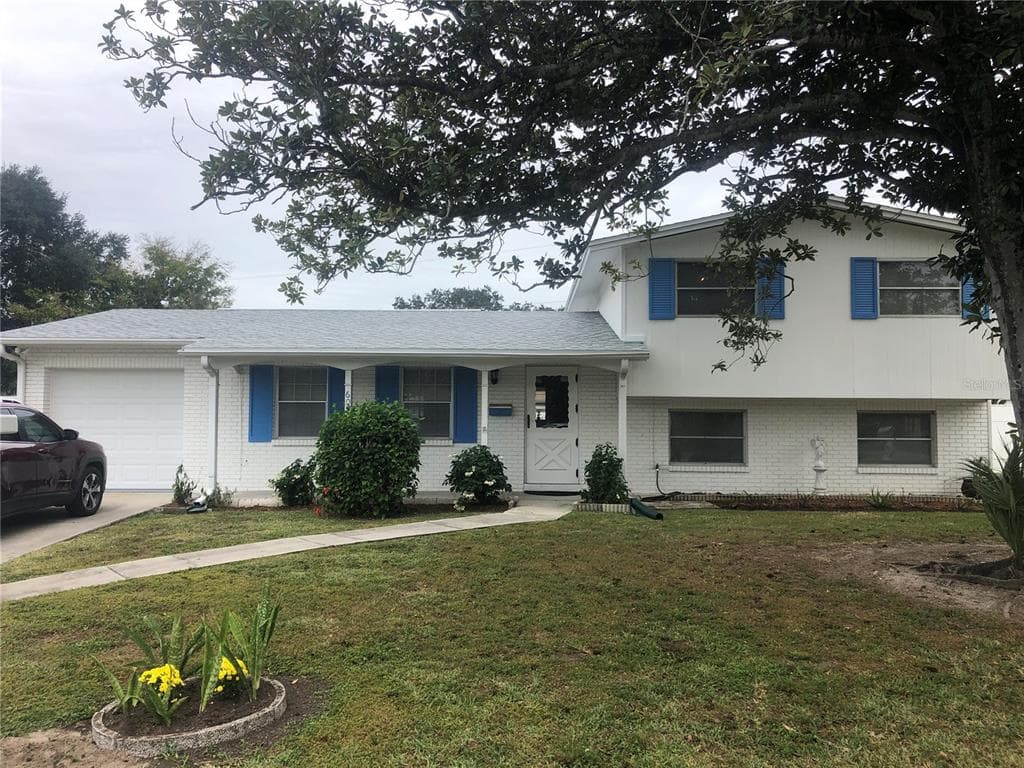 6012 MORNAY DRIVE TAMPA, FL 33615