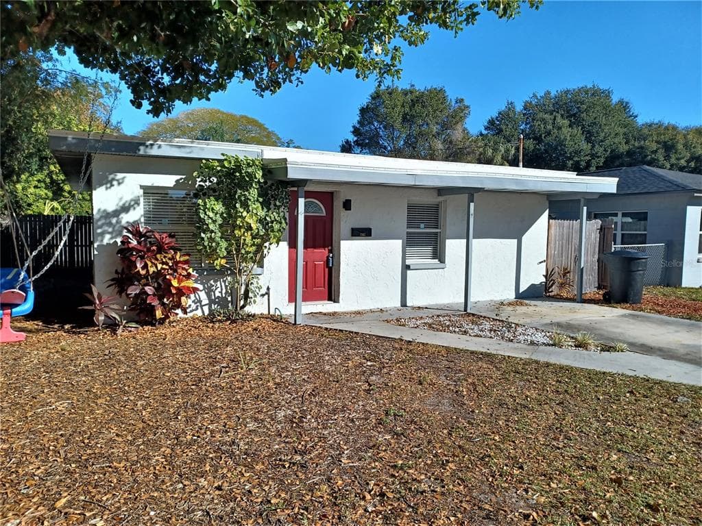 7537 35TH AVENUE N ST PETERSBURG, FL 33710