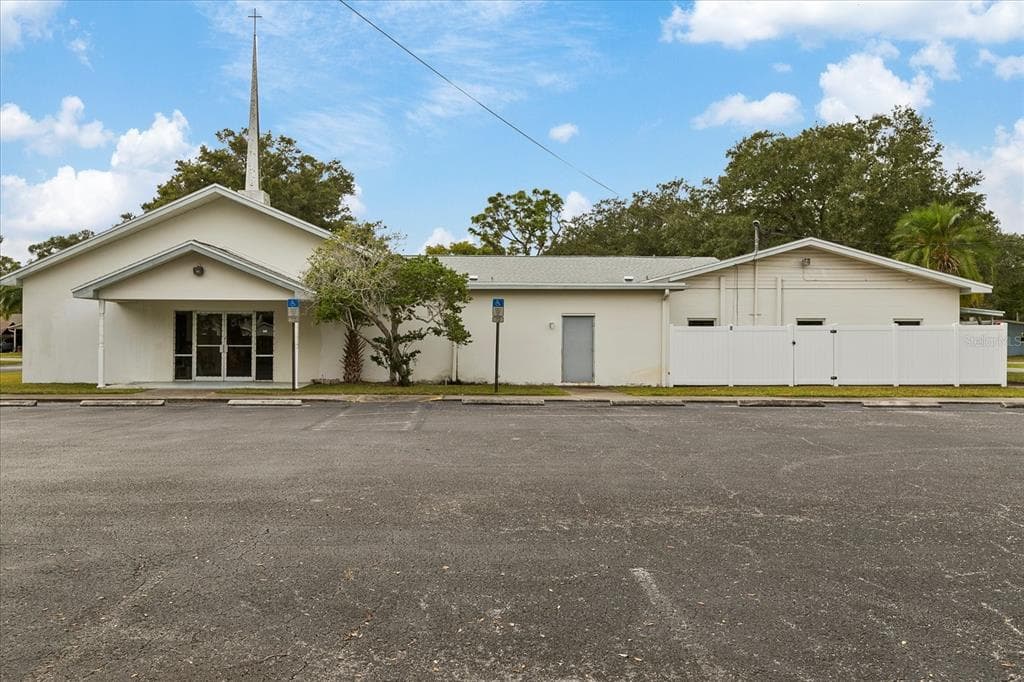 7085 62ND WAY N PINELLAS PARK, FL 33781