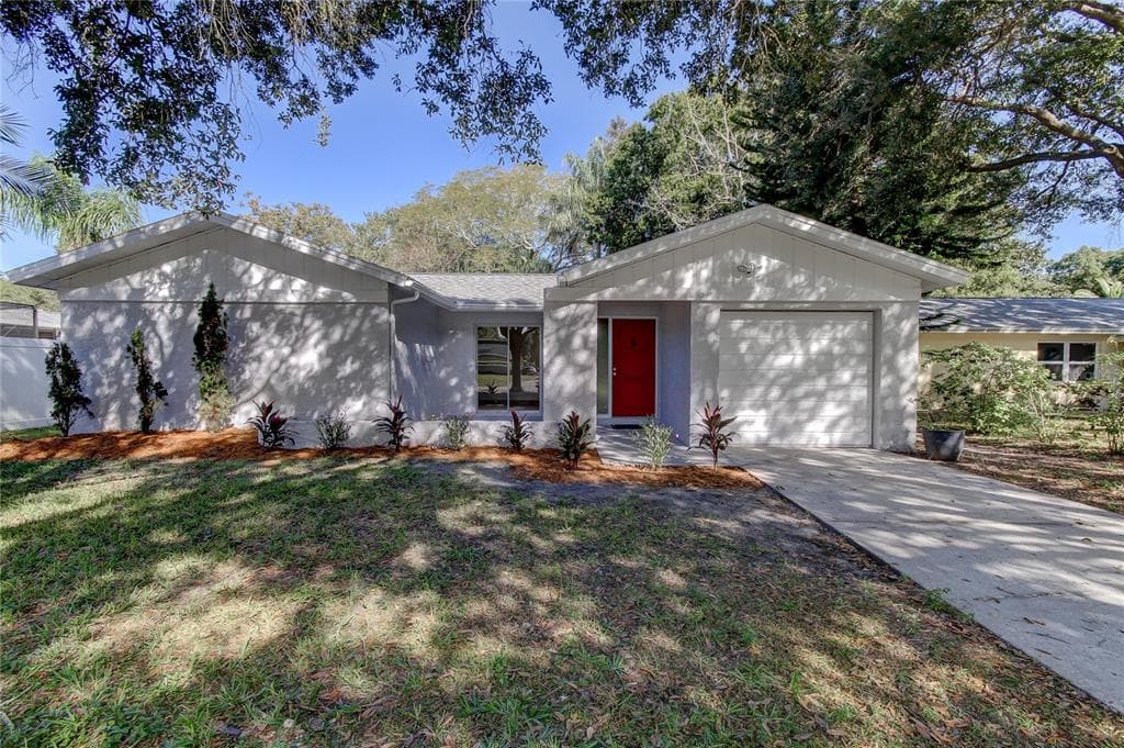 2876 NORTH ROAD CLEARWATER, FL 33760
