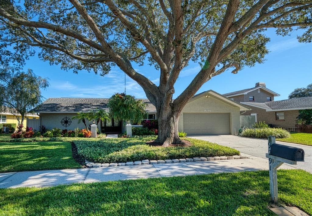 9291 MERRIMOOR BOULEVARD LARGO, FL 33777