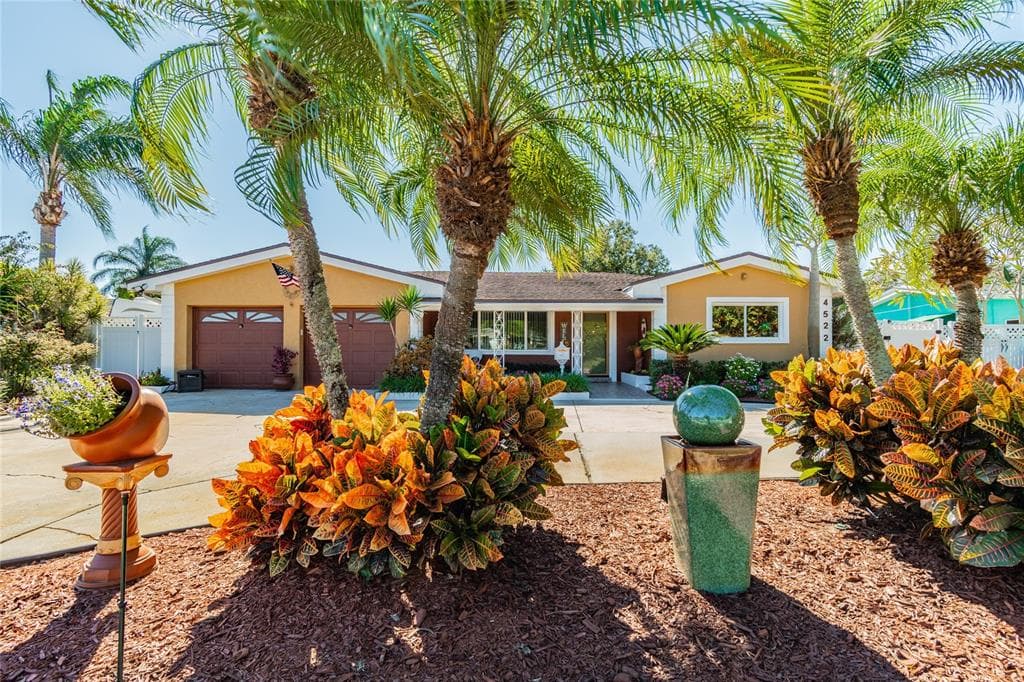 4522 22ND AVENUE N ST PETERSBURG, FL 33713