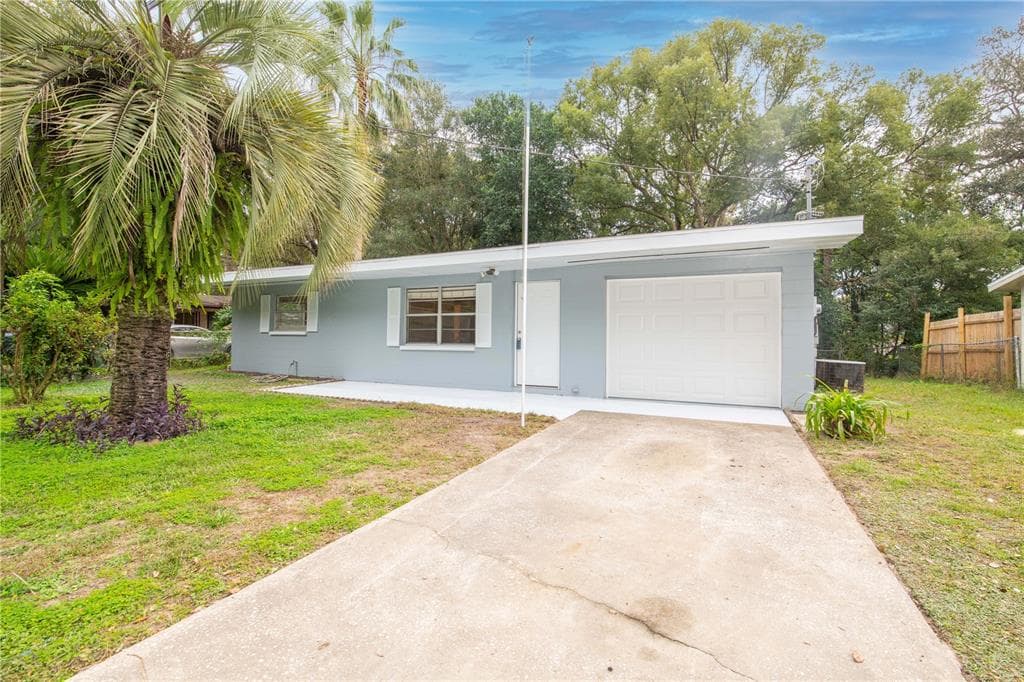 21440 CANAL DRIVE BROOKSVILLE, FL 34601