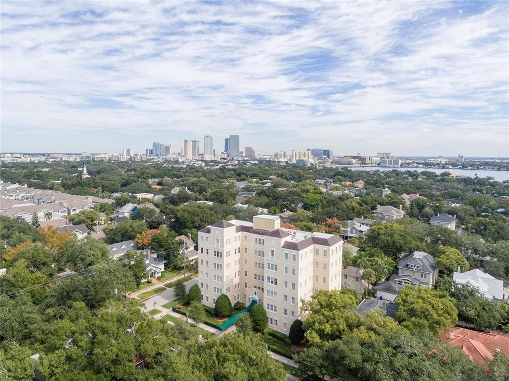 902 S DAKOTA AVENUE UNIT 2B TAMPA, FL 33606