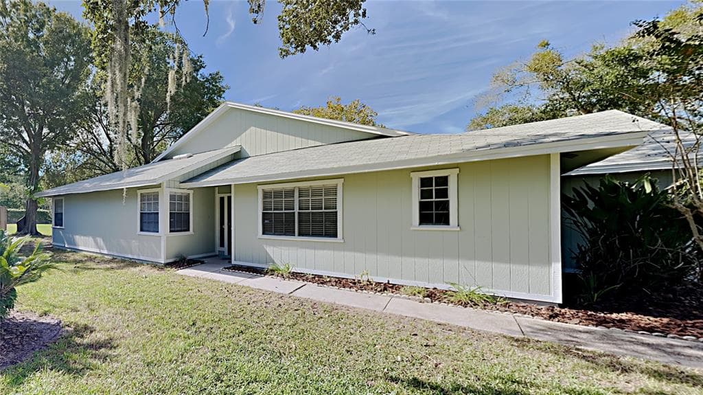 4532 CEDARWOOD VILLAGE DRIVE TAMPA, FL 33624