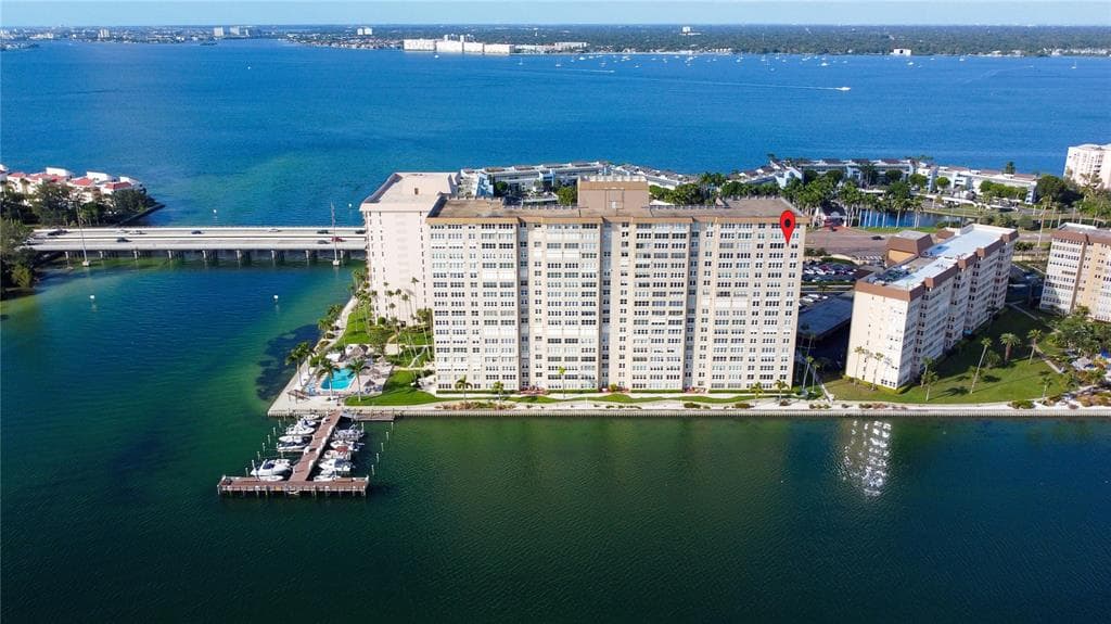 5200 BRITTANY DRIVE S UNIT 1602 ST PETERSBURG, FL 33715