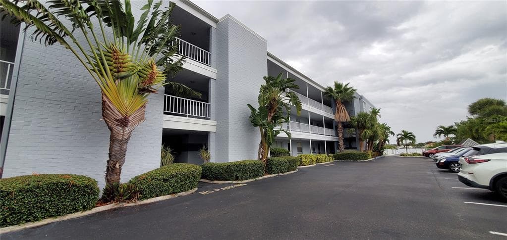1859 SHORE DRIVE S UNIT 309 SOUTH PASADENA, FL 33707