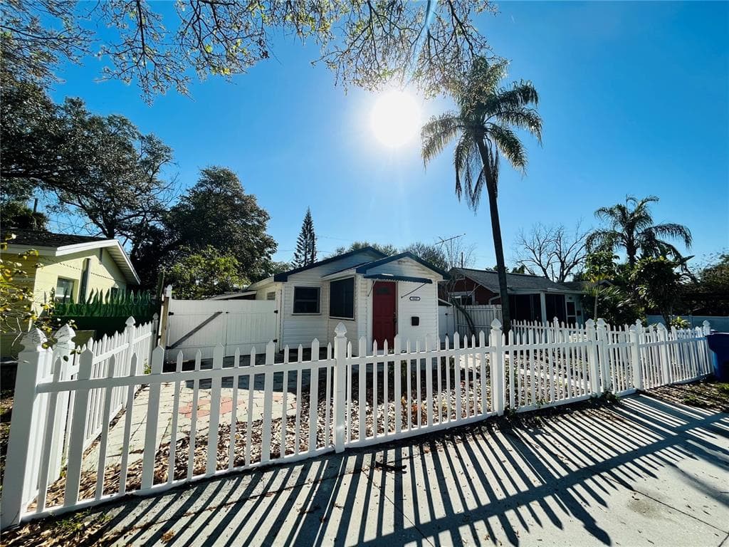 3327 19TH STREET N ST PETERSBURG, FL 33713