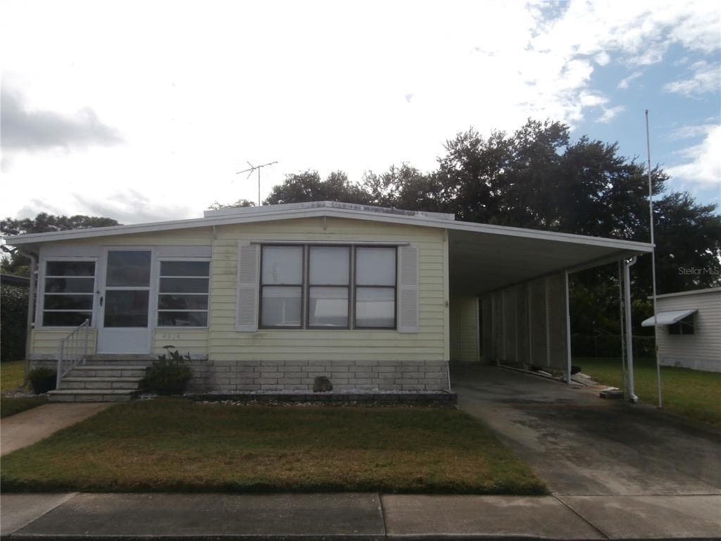 4914 SHERRELL DRIVE HOLIDAY, FL 34690