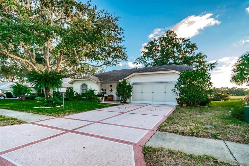 8636 GOLD PINE DRIVE PORT RICHEY, FL 34668