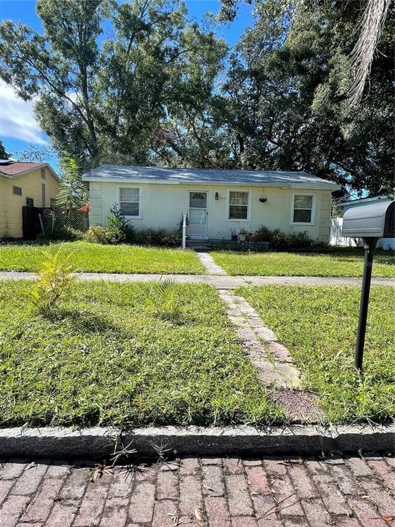 1913 53RD STREET S GULFPORT, FL 33707