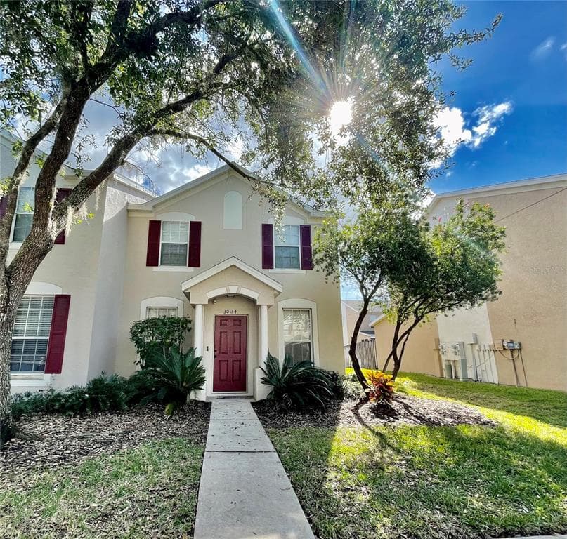 30134 BARNABY LANE WESLEY CHAPEL, FL 33543