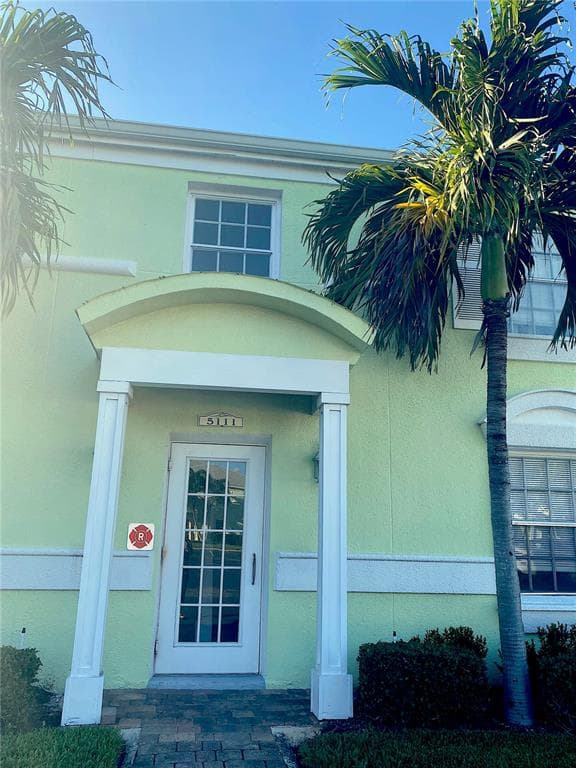5111 COQUINA KEY DRIVE SE UNIT A ST PETERSBURG, FL 33705