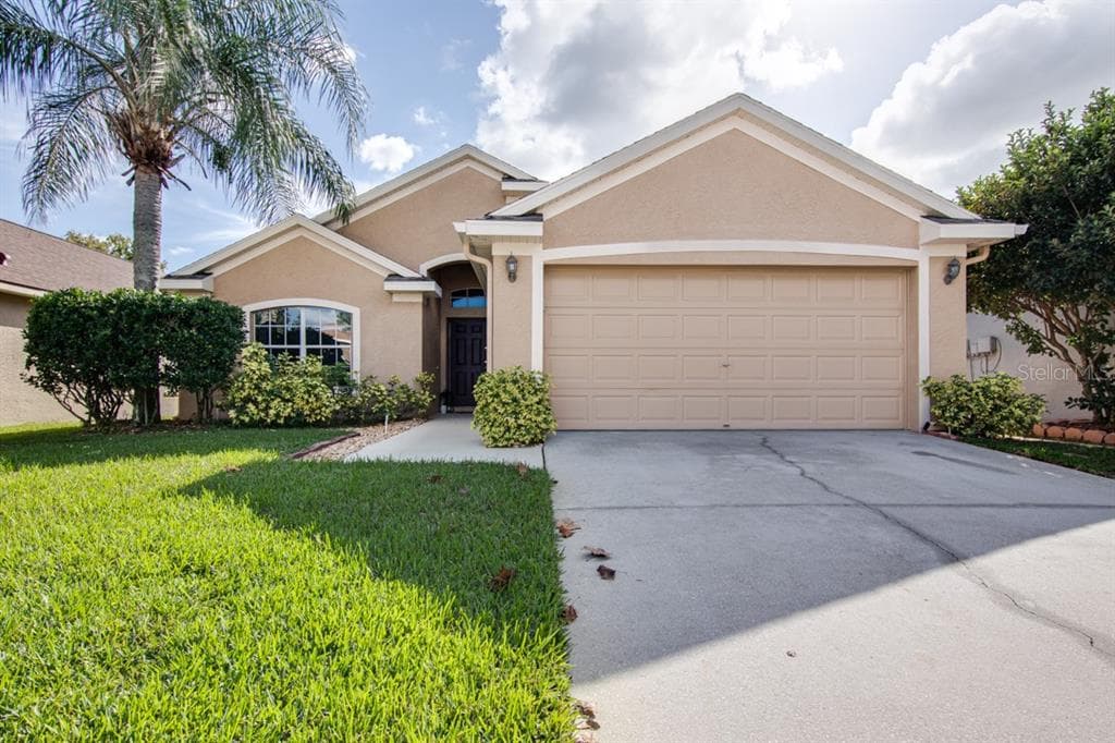 22705 HAWK HILL LOOP LAND O LAKES, FL 34639