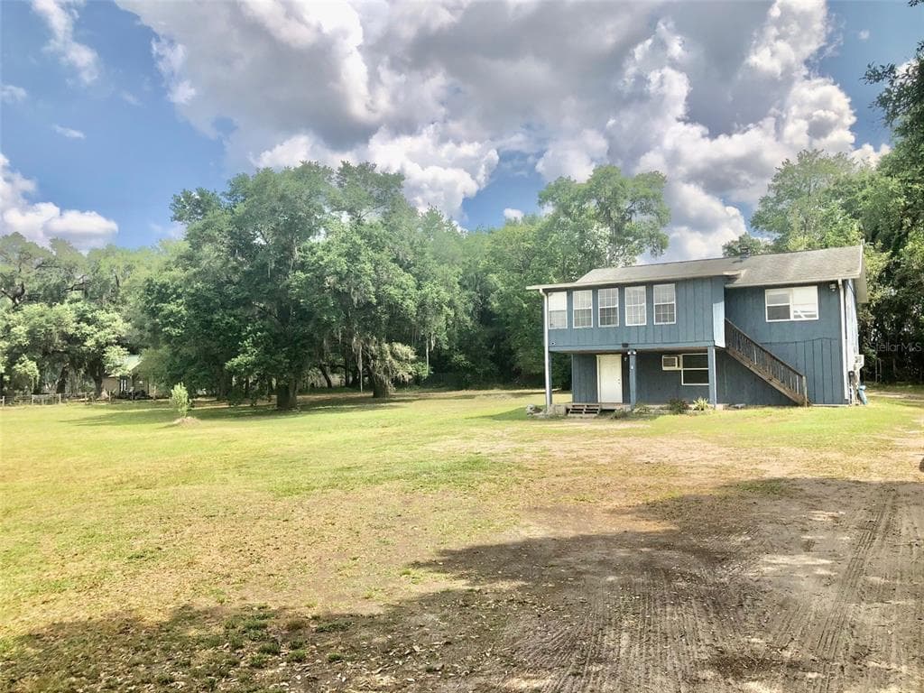 8200 LOV LANE ZEPHYRHILLS, FL 33541