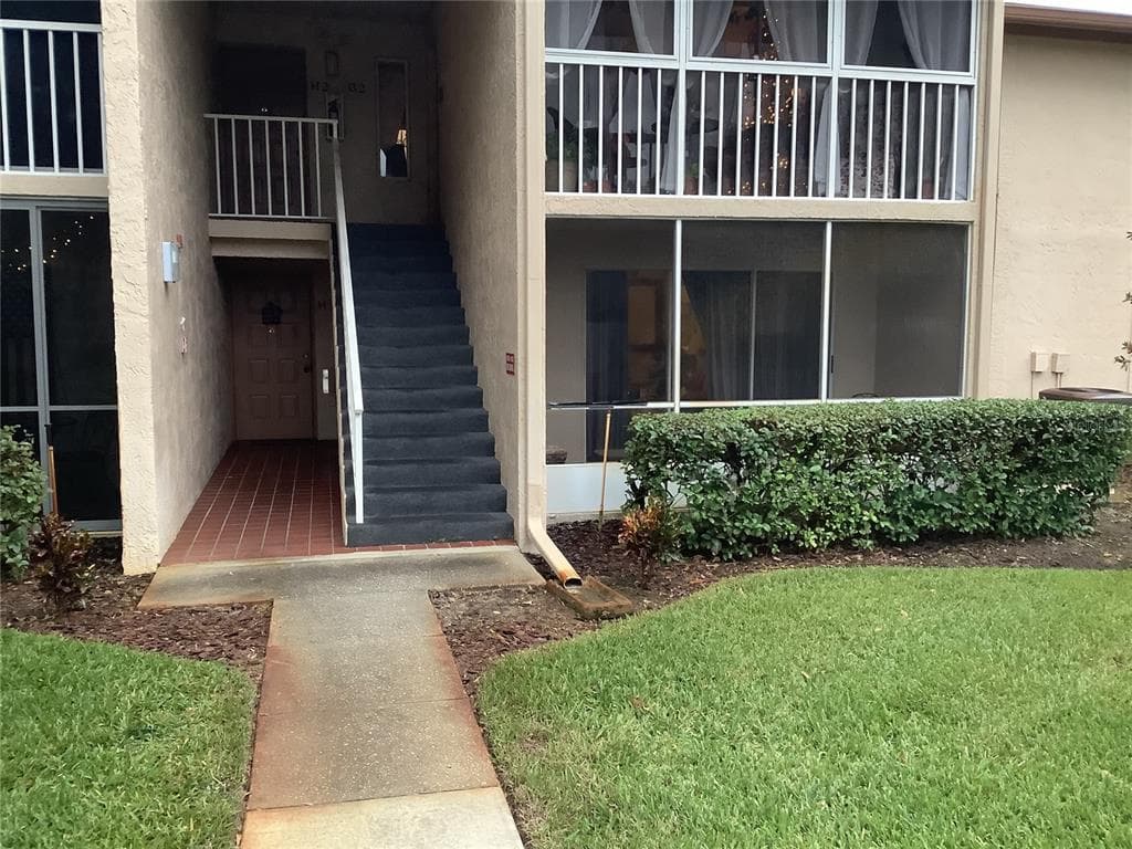 12119 SUNNY GLEN LANE UNIT G1 HUDSON, FL 34669