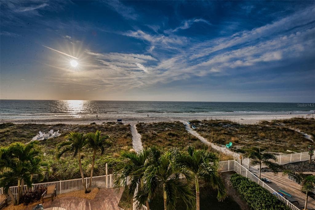 19820 GULF BOULEVARD UNIT 302 INDIAN SHORES, FL 33785