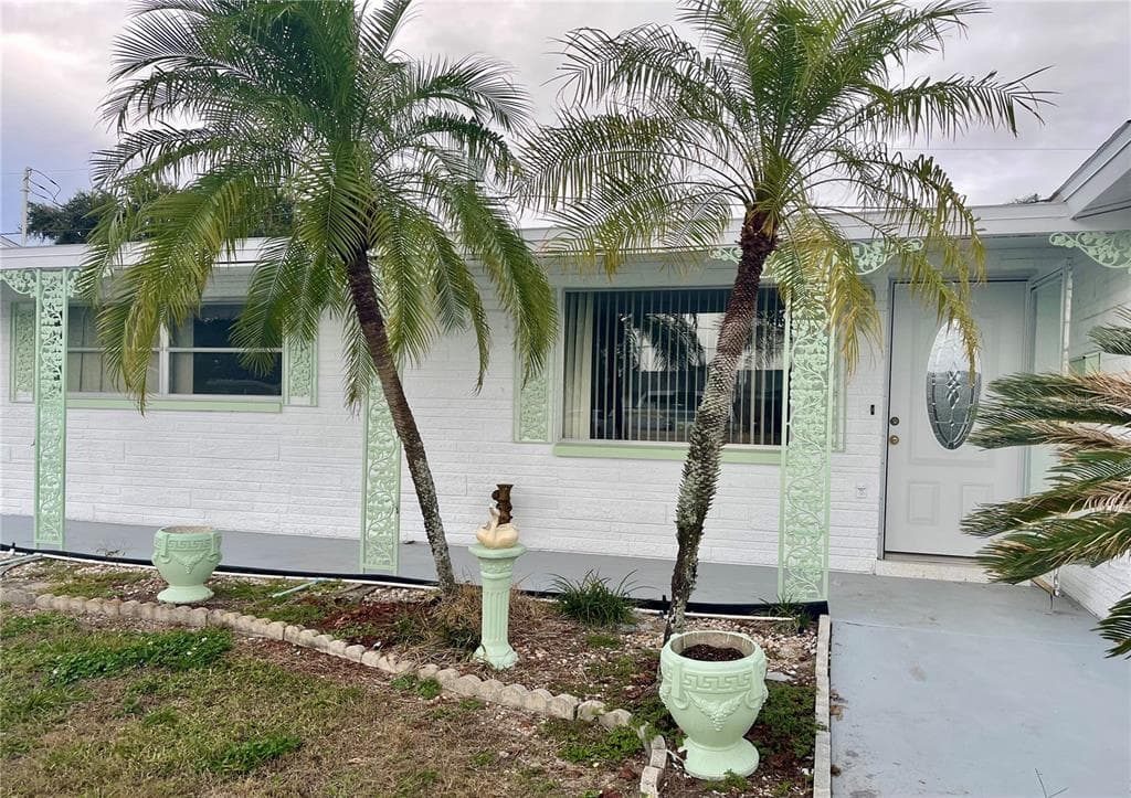 5521 CASINO DR