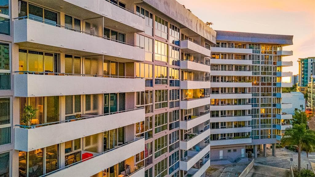 470 3RD STREET S UNIT 610 ST PETERSBURG, FL 33701